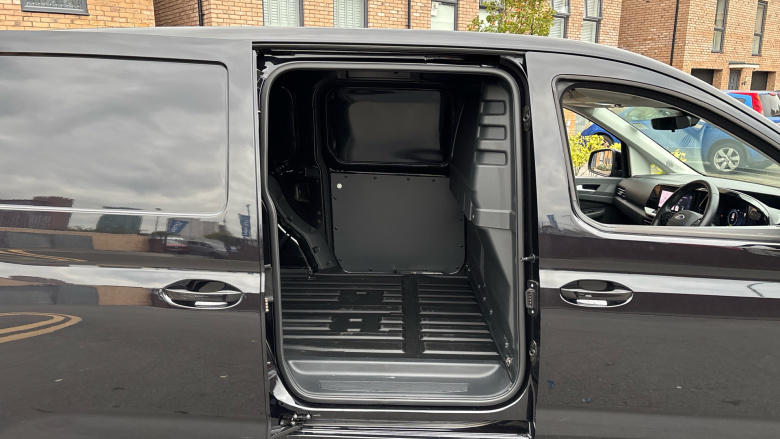 Ford Transit Connect 250 L2 Petrol 1.5 EcoBoost PHEV 150 Limited Van Auto